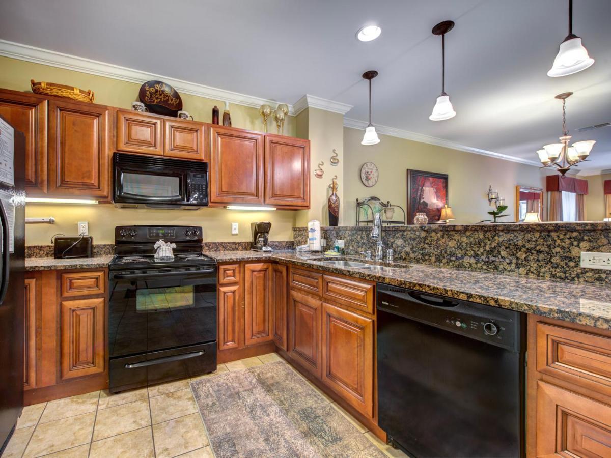 City Bear, 2Br, Pool, Spa, Downtown Gatlinburg, Sleeps 6 Leilighet Eksteriør bilde