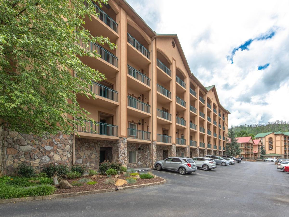 City Bear, 2Br, Pool, Spa, Downtown Gatlinburg, Sleeps 6 Leilighet Eksteriør bilde