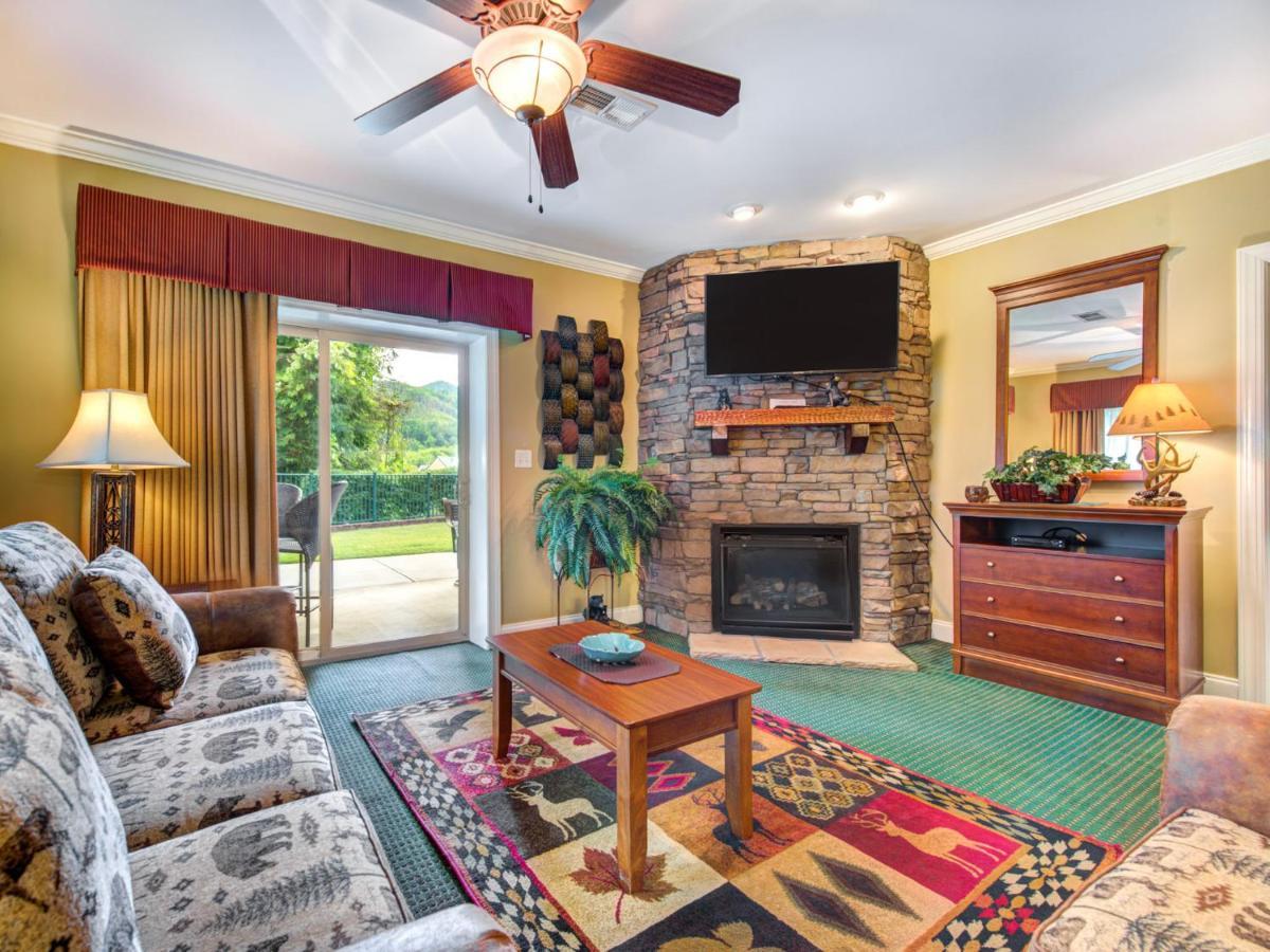 City Bear, 2Br, Pool, Spa, Downtown Gatlinburg, Sleeps 6 Leilighet Eksteriør bilde
